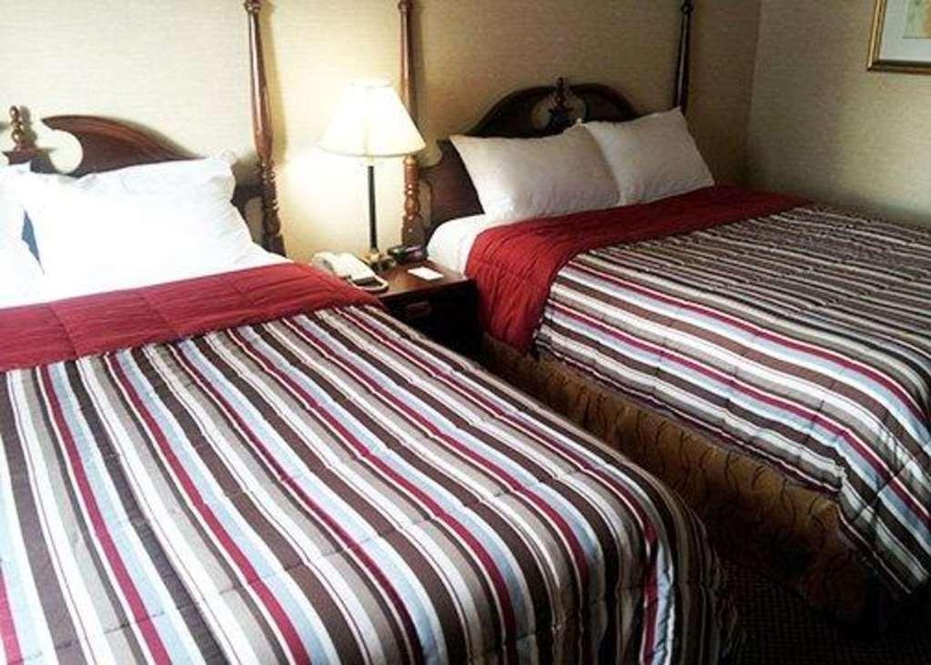 Econo Lodge City Centre Kingston Habitación foto
